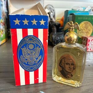 Avon Vintage 1970  GEORGE WASHINGTON TRIBUTE AFTER SHAVE 4 FL OZ (Full)
